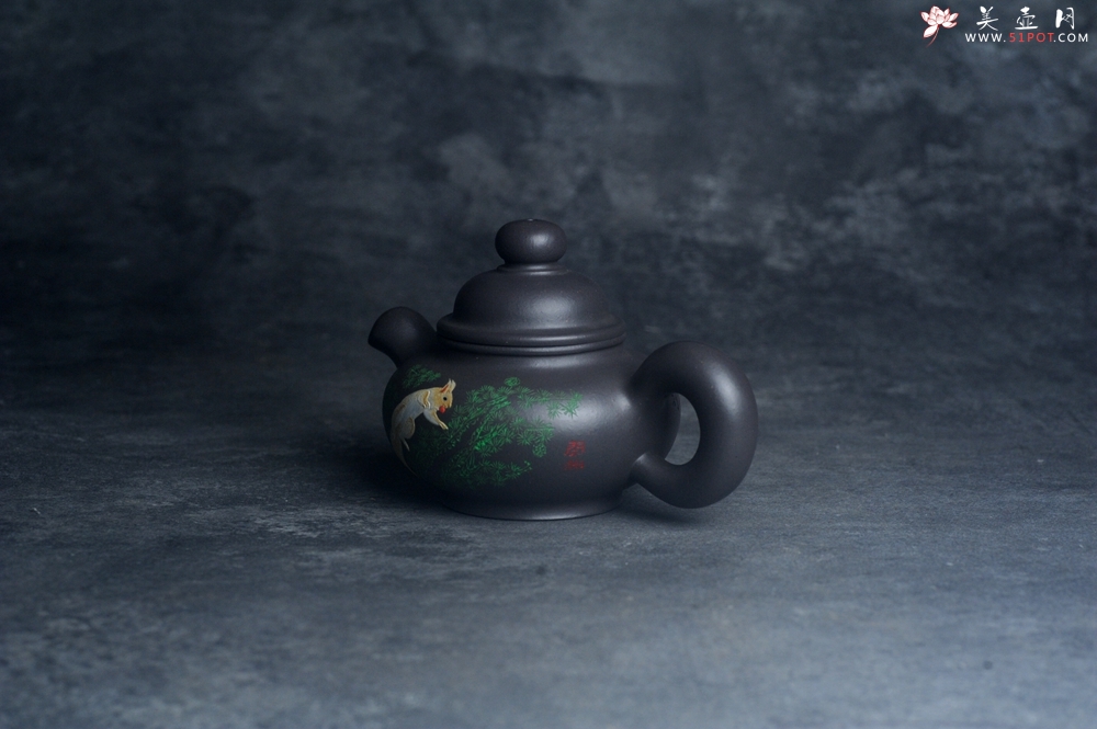 紫砂壶图片：美壶特惠 手工手制紫砂壶特好青灰泥松鼠壶 茶壶 茶具 单壶 - 紫砂壶之家紫砂壶网
