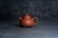 紫砂壶图片:美壶特惠 优质红降坡泥乳鼎壶 茶人醉爱 - 紫砂壶之家