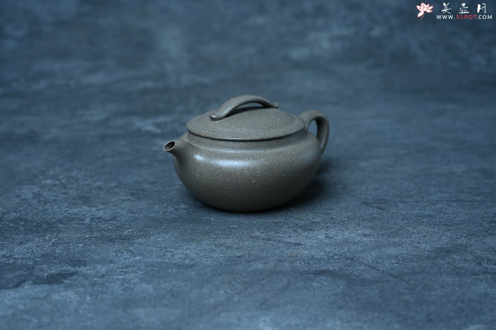 紫砂壶图片：美壶特惠 特好芝麻绿泥云帆紫砂壶 茶人醉爱 - 紫砂壶之家紫砂壶网