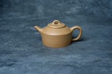 紫砂壶图片:美壶特惠 优质黄金段泥镜瓦壶 茶人醉爱 - 紫砂壶之家