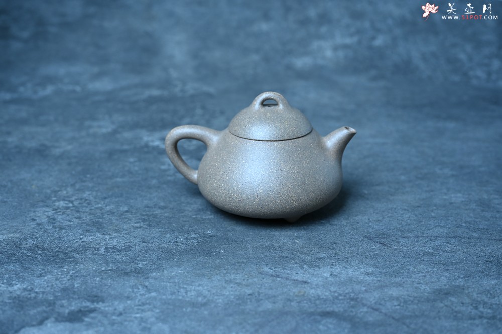 紫砂壶图片：美壶特惠 特好松花段泥精工乳瓢茶壶 茶人醉爱 - 紫砂壶之家紫砂壶网