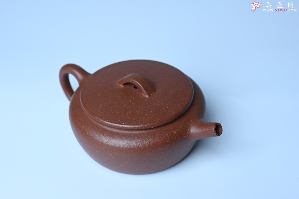 紫砂壶图片：美壶特惠 优质红降坡泥大口玉扁壶 茶人醉爱 - 紫砂壶之家紫砂壶网