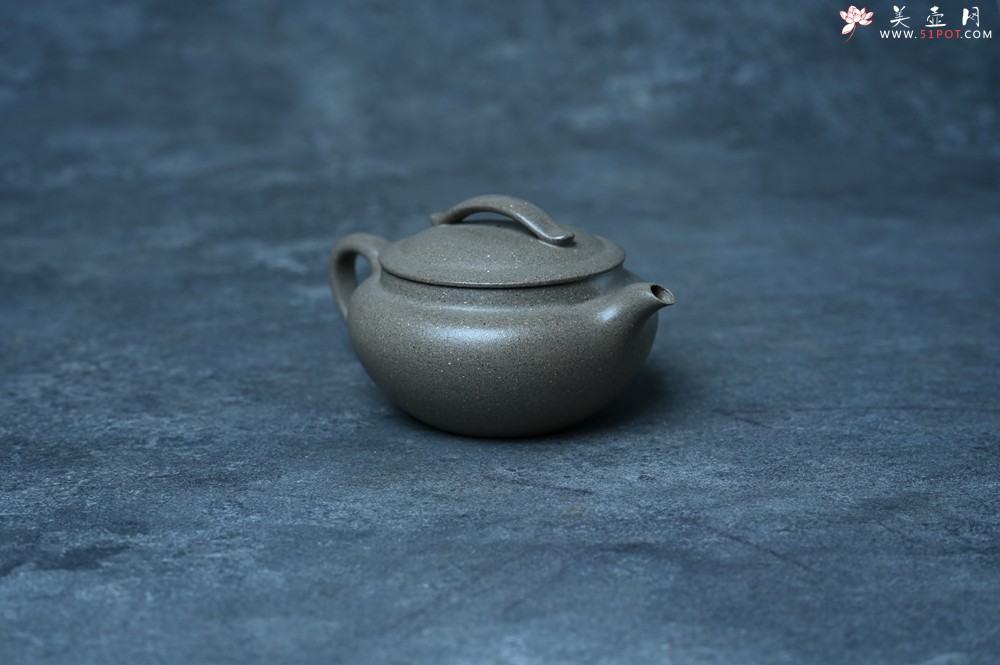 紫砂壶图片：美壶特惠 特好芝麻绿泥云帆紫砂壶 茶人醉爱 - 紫砂壶之家紫砂壶网