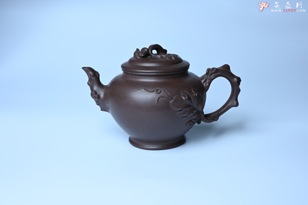 紫砂壶图片：潜力股赵老师 老紫泥全手工松鼠葡萄壶 茶人醉爱 - 紫砂壶之家紫砂壶网