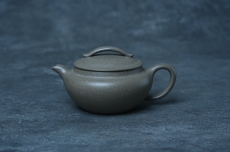 紫砂壶图片:美壶特惠 特好芝麻绿泥云帆紫砂壶 茶人醉爱 - 紫砂壶之家