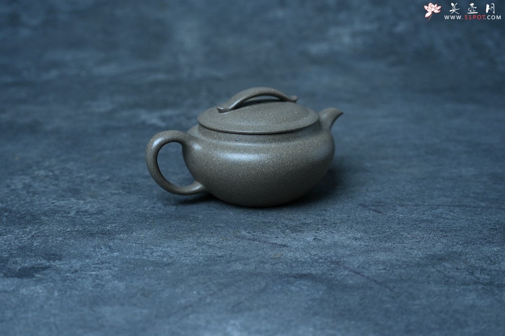 紫砂壶图片：美壶特惠 特好芝麻绿泥云帆紫砂壶 茶人醉爱 - 紫砂壶之家紫砂壶网