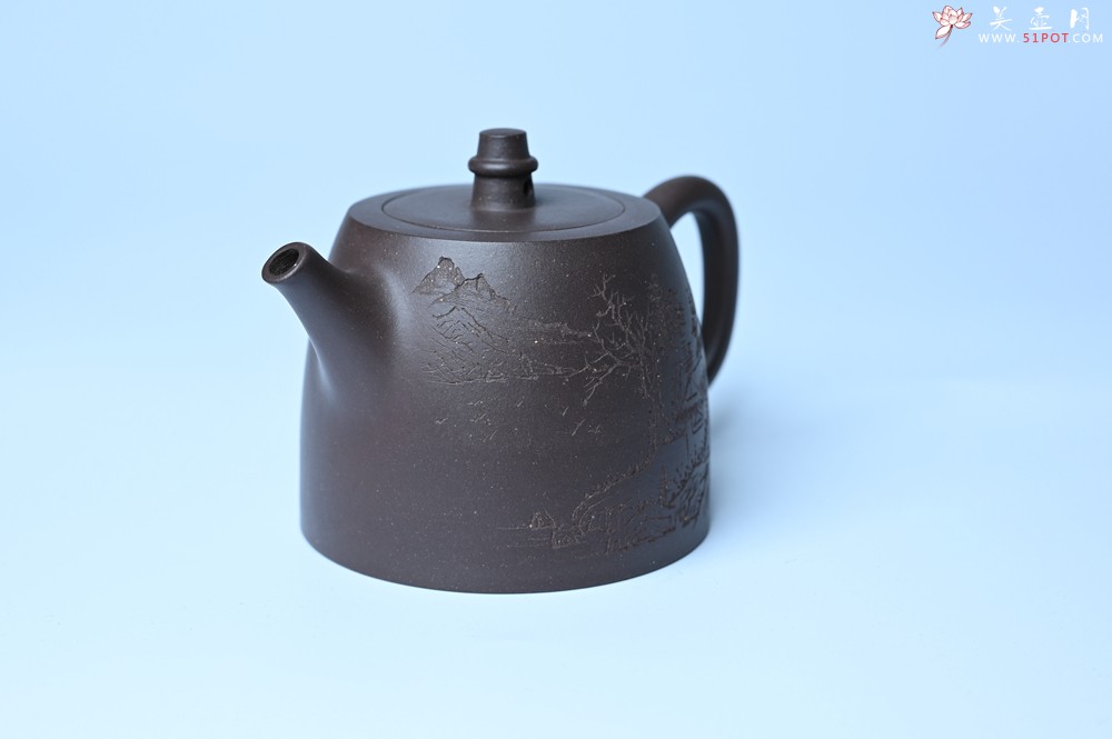 紫砂壶图片：美壶特惠 老紫泥精致山水汉铎壶 茶人醉爱 - 紫砂壶之家紫砂壶网