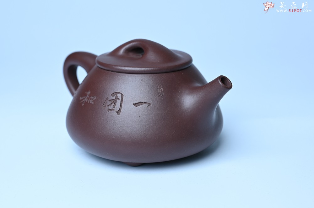 紫砂壶图片：油润底曹青 全手工景舟小石瓢 装饰人物 特文气 - 紫砂壶之家紫砂壶网