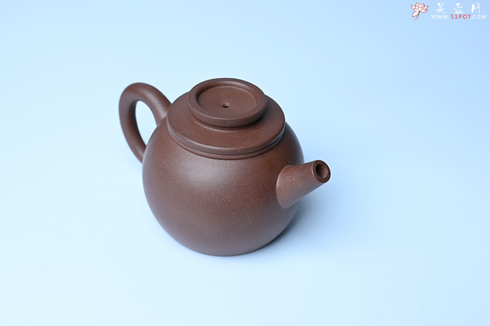 紫砂壶图片：美壶特惠 精致黑星红拼紫泥（家藏限量）巨轮小壶 球孔出水爽利 茶人醉爱 - 紫砂壶之家紫砂壶网