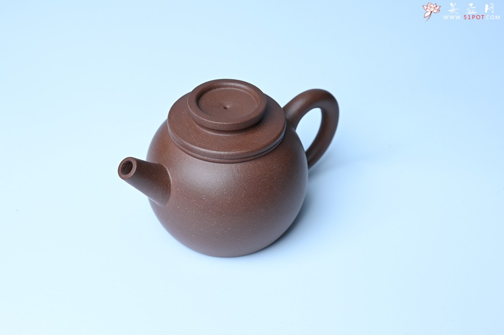 紫砂壶图片：美壶特惠 精致黑星红拼紫泥（家藏限量）巨轮小壶 球孔出水爽利 茶人醉爱 - 紫砂壶之家紫砂壶网