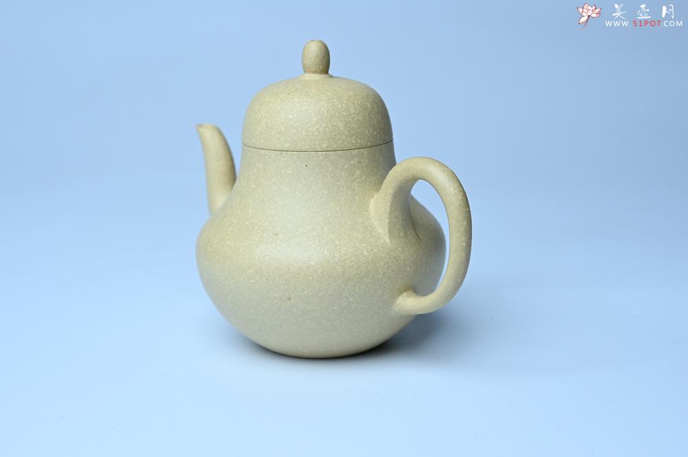 紫砂壶图片：美壶特惠 纯净本绿梨形壶 茶人醉爱 - 紫砂壶之家紫砂壶网