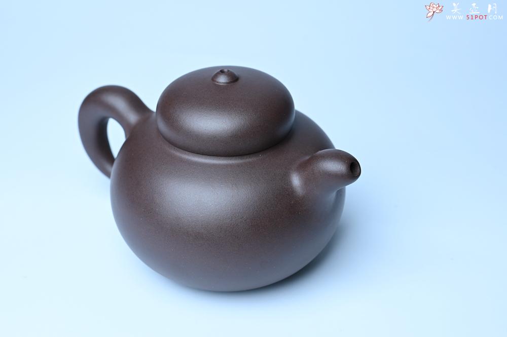 紫砂壶图片：美壶特惠 精致优质黑星土道洪风格德福壶 茶人醉爱 - 紫砂壶之家紫砂壶网