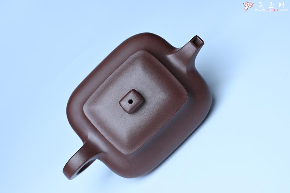 紫砂壶图片：油润老紫泥全手工精工小四方虚扁壶 - 紫砂壶之家紫砂壶网