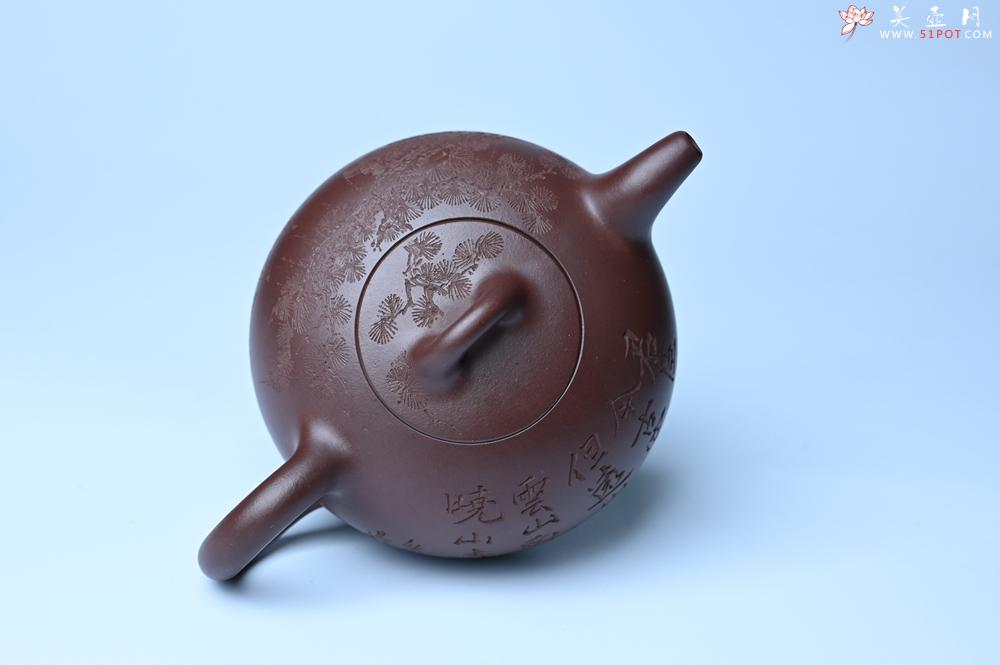 紫砂壶图片：油润底槽清 卡盖难度相当大 全手工半月紫砂壶  君臣一梦,今古空名 但远山长,云山乱,晓山青 - 紫砂壶之家紫砂壶网