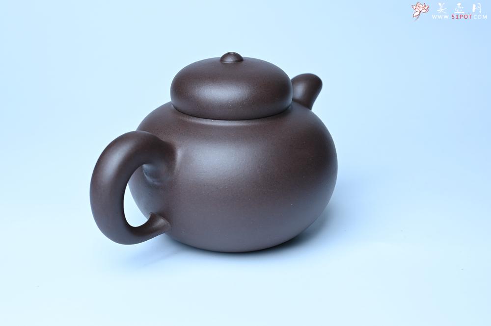 紫砂壶图片：美壶特惠 精致优质黑星土道洪风格德福壶 茶人醉爱 - 紫砂壶之家紫砂壶网