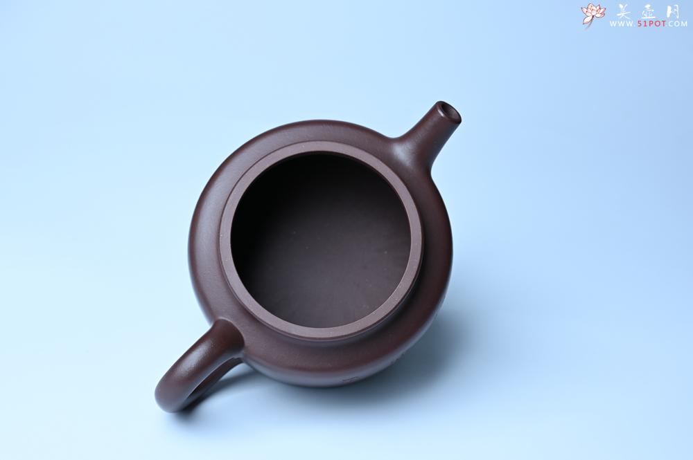 紫砂壶图片：油润底曹青 全手工德中茶壶 装饰人物特文气 - 紫砂壶之家紫砂壶网