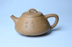 紫砂壶图片:油润老段泥(此泥料属于家藏老料!油润无比,识者自知!)全手工曼生石瓢 陶兴精心装饰 - 紫砂壶之家
