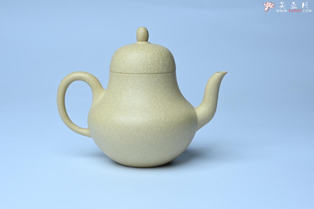紫砂壶图片：美壶特惠 纯净本绿梨形壶 茶人醉爱 - 紫砂壶之家紫砂壶网