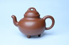 紫砂壶图片:潜力股周小培老师 特好清水泥全手工过桥乳鼎壶 期待与您结缘 - 紫砂壶之家