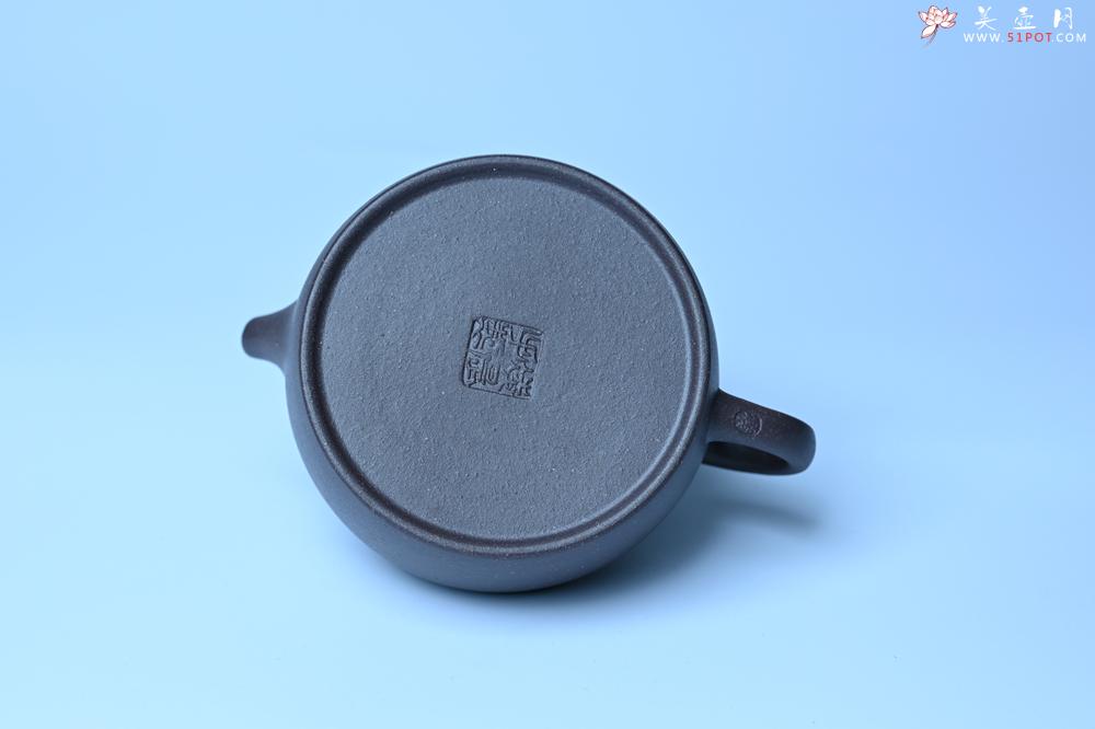 紫砂壶图片：美壶特惠 精品青灰泥玉兔紫砂壶 茶人醉爱 - 紫砂壶之家紫砂壶网