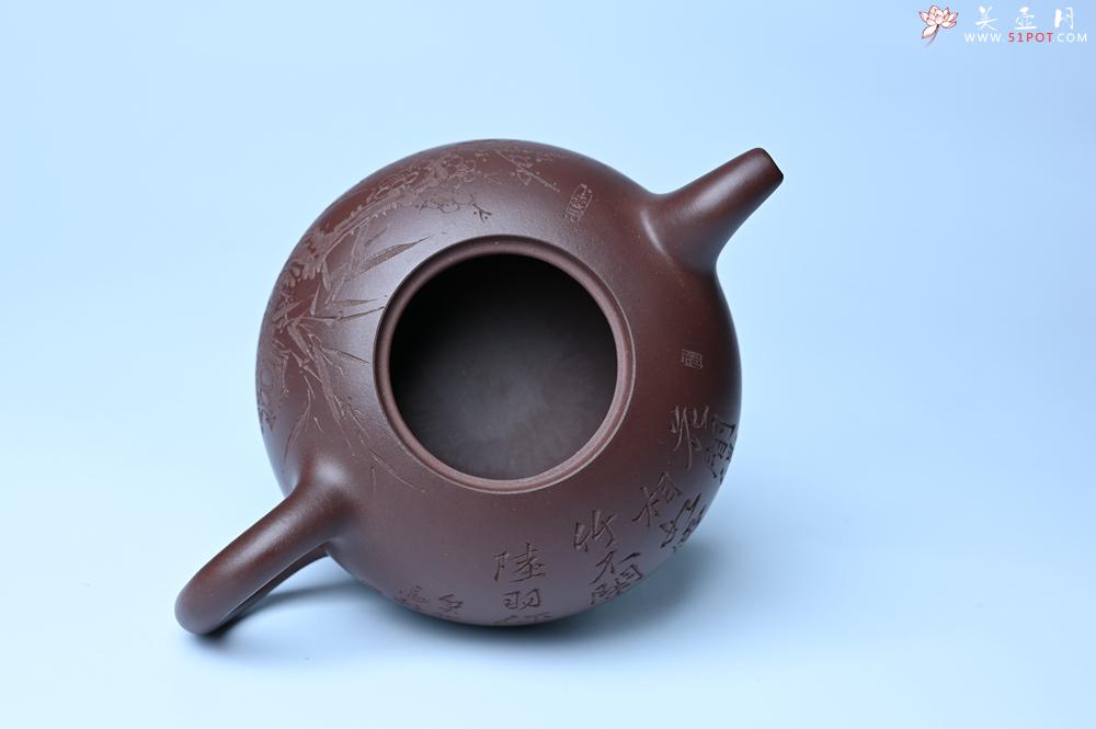 紫砂壶图片：潜力股周小培老师 油润底槽清 卡盖难度相当大 全手工半月紫砂壶 花间渴想相如露,竹不闲参陆羽经 - 紫砂壶之家紫砂壶网