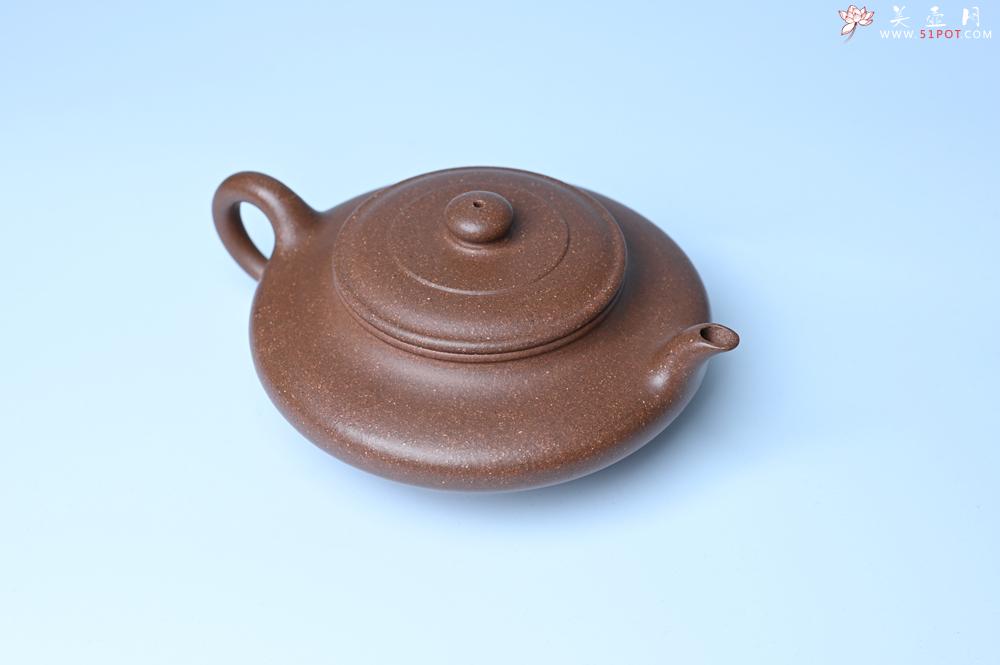 紫砂壶图片：潜力股周小培 特好文革老紫泥 全手工虚扁壶 难度大 好壶期待与您结缘 - 紫砂壶之家紫砂壶网