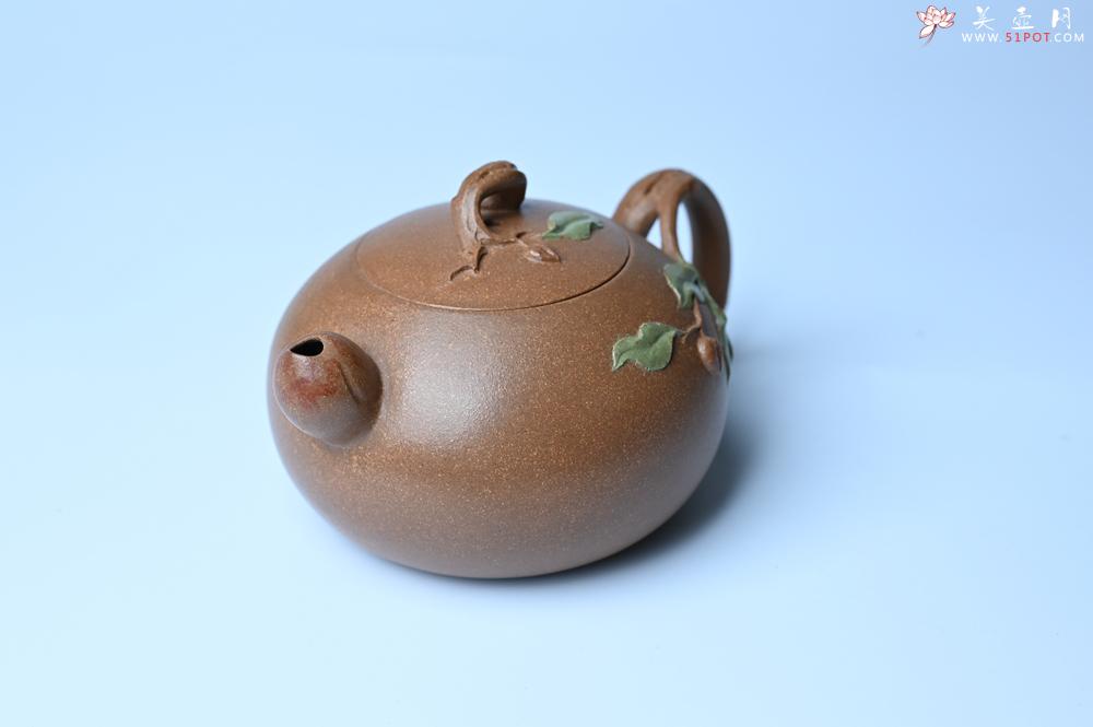 紫砂壶图片：美壶特惠 潜力股董静老师精品老段泥双色寿桃壶 茶人醉爱 - 紫砂壶之家紫砂壶网