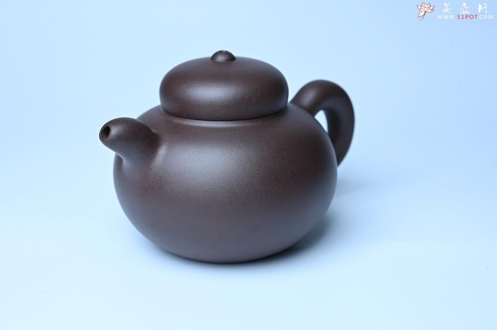 紫砂壶图片：美壶特惠 精致优质黑星土道洪风格德福壶 茶人醉爱 - 紫砂壶之家紫砂壶网