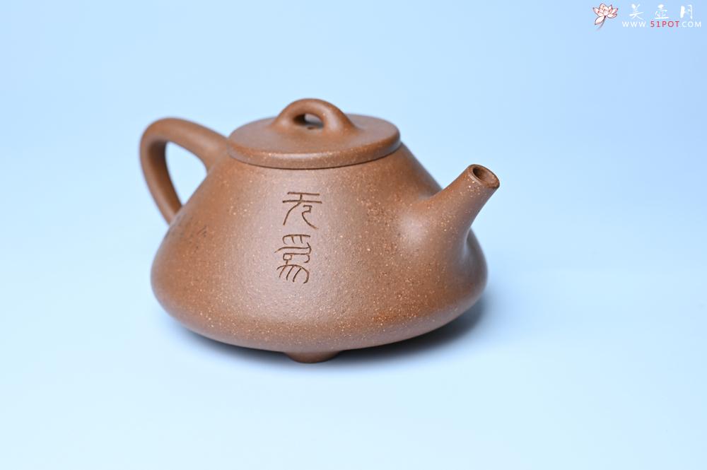 紫砂壶图片：油润五彩段泥 全手工薄胎子冶石瓢 难度大 骨肉匀挺 文气装饰罗汉图 无为 - 紫砂壶之家紫砂壶网