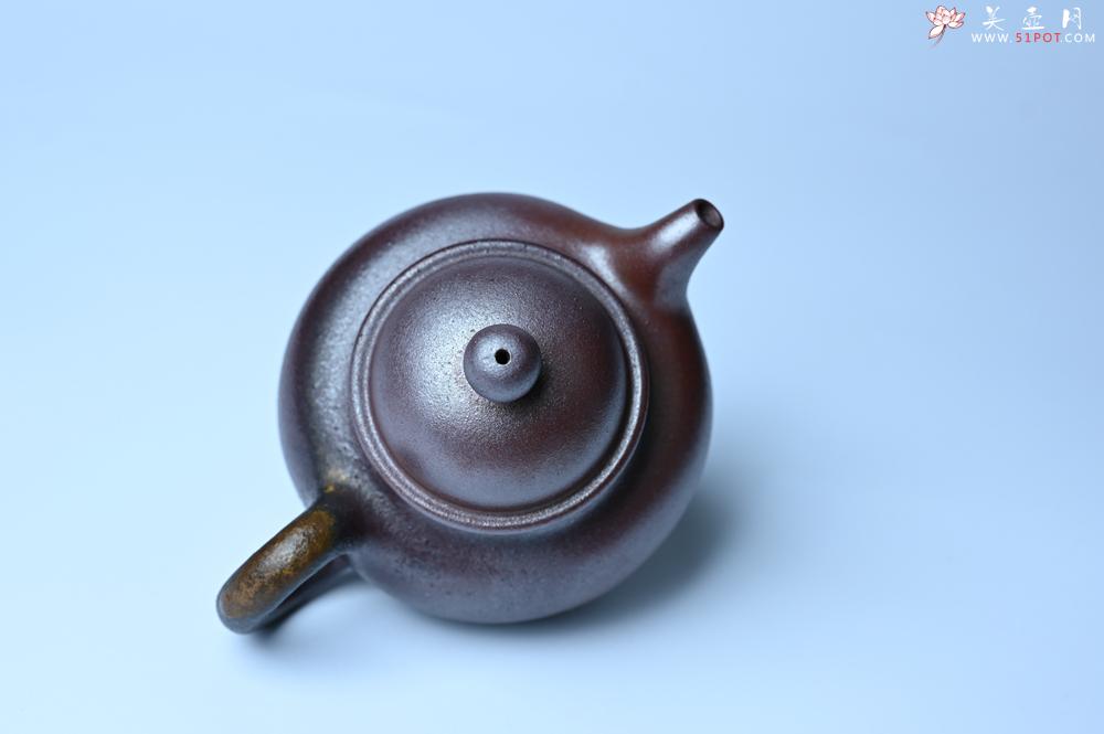 紫砂壶图片：美壶特惠 精致柴烧青灰泥掇球壶 茶人醉爱 - 紫砂壶之家紫砂壶网