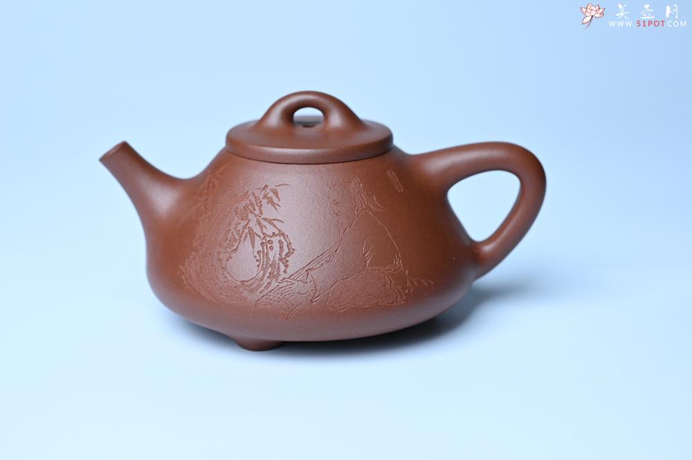 紫砂壶图片：特好底曹青 全手工小子冶石瓢 抚琴看修竹 装饰特文气 期待与亲结缘 - 紫砂壶之家紫砂壶网