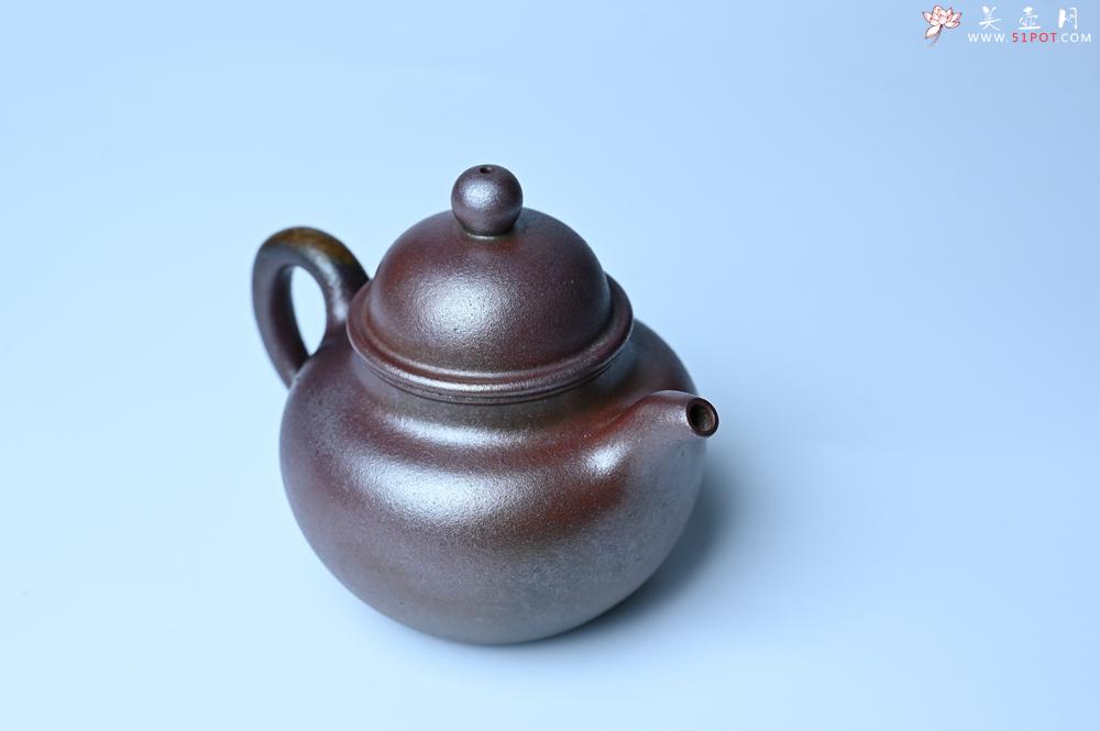 紫砂壶图片：美壶特惠 精致柴烧青灰泥掇球壶 茶人醉爱 - 紫砂壶之家紫砂壶网